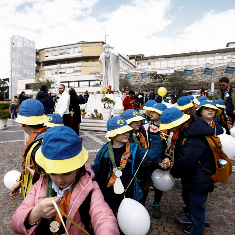 Pope Francis Hospital Children