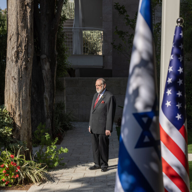 Mike Huckabee, Israel’s Passionate Defender as Gaza War Drives Allies Away